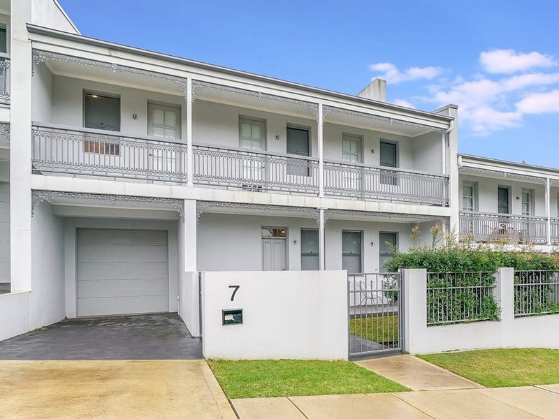 7 Rosalie Avenue, Camden, NSW 2570