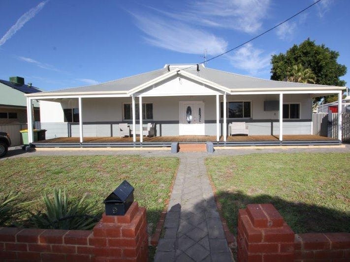 9 Craddock Road, Merredin, WA 6415 House for Sale