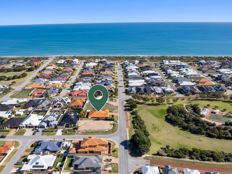 41 Lord Hobart Drive, Madora Bay, WA 6210