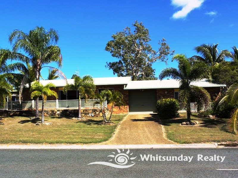 1 Gloucester Avenue, Hideaway Bay, Qld 4800 House for Sale