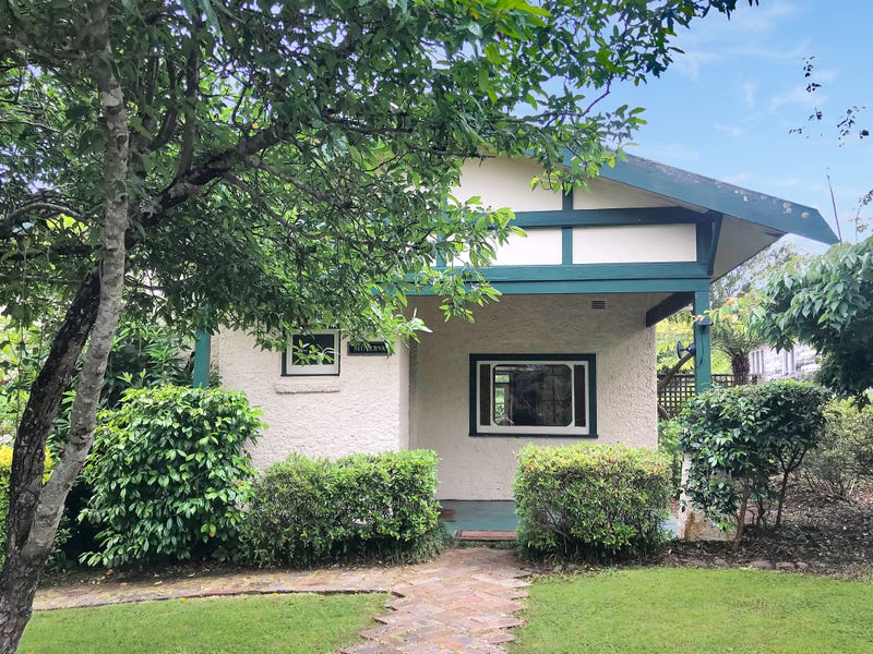 8 Waratah Street, Katoomba, NSW 2780