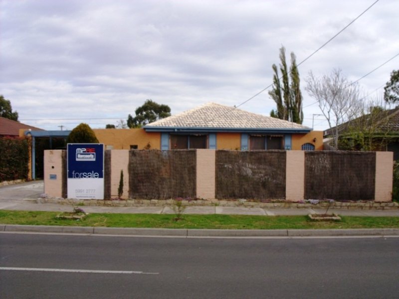 76 Clairmont Avenue, Cranbourne, Vic 3977 Property Details