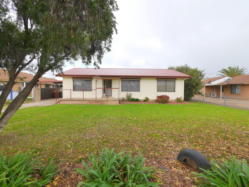 25 Lee Street, Cowra, NSW 2794
