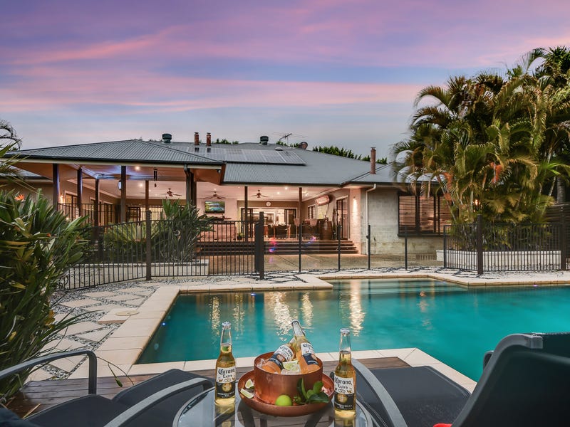 9 Warwick Lane, Samford Valley, Qld 4520 Property Details