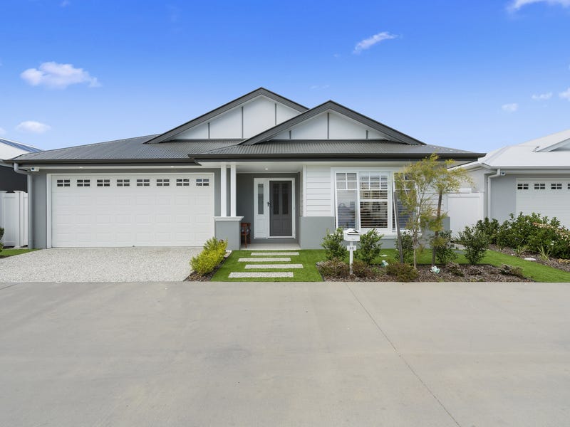 Palm Lake Beachmere Bay Retirement Village at 194 Road