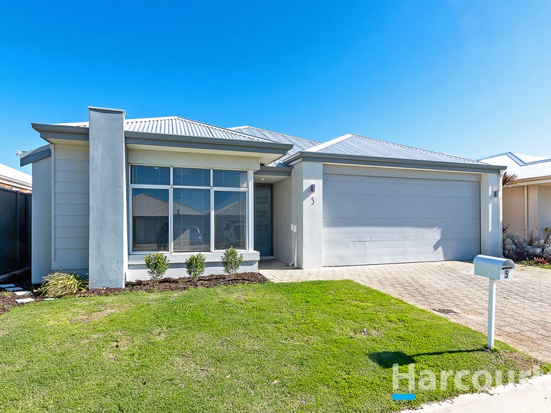 5 Aureate Way, Eglinton, WA 6034 - realestate.com.au