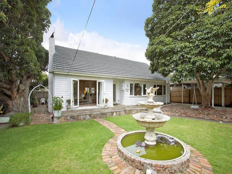 74 Blantyre Avenue, Chelsea, Vic 3196 Property Details