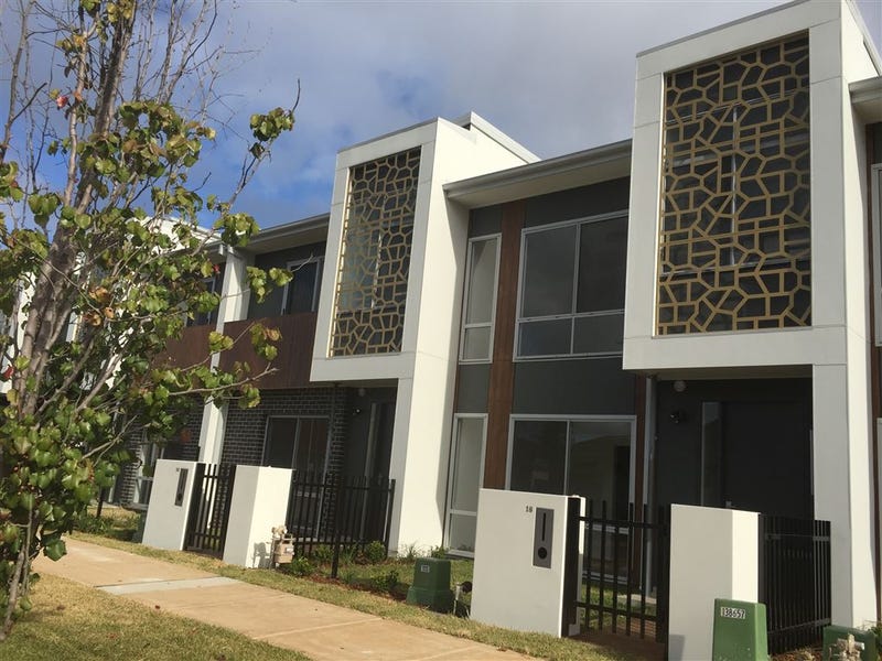 18 Coldstream Lane, Gledswood Hills, NSW 2557