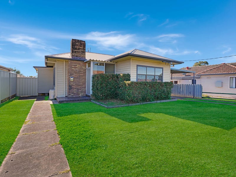 215 Street, East Maitland, NSW 2323