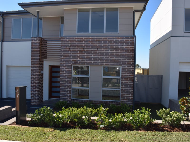 47 Greenview Drive, Moorebank, NSW 2170