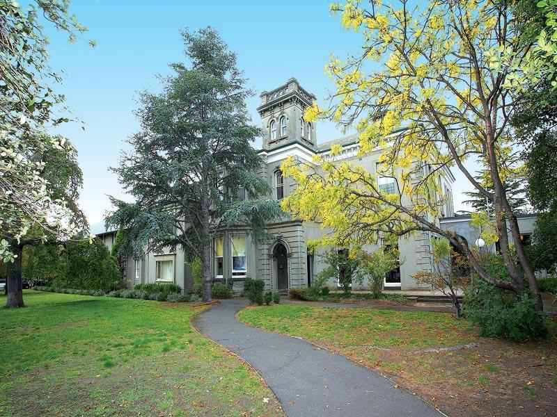 160 The Avenue, Parkville, Vic 3052 Property Details