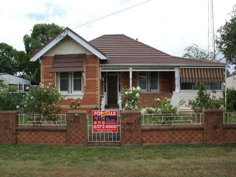 18 William Street, Singleton, NSW 2330 Property Details