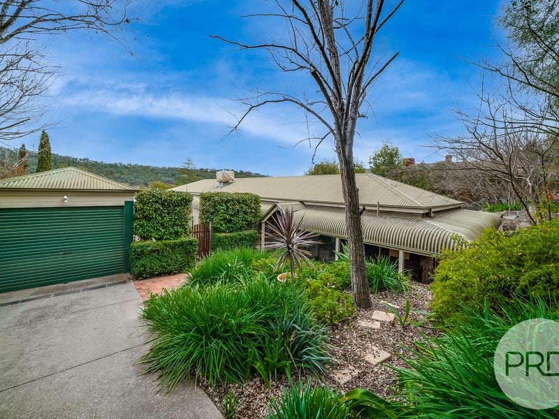 29 Churchill Avenue, Kooringal, NSW 2650 Property Details