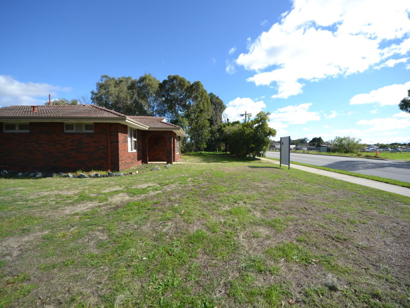 62 Fremantle Road, Gosnells, WA 6110 Property Details