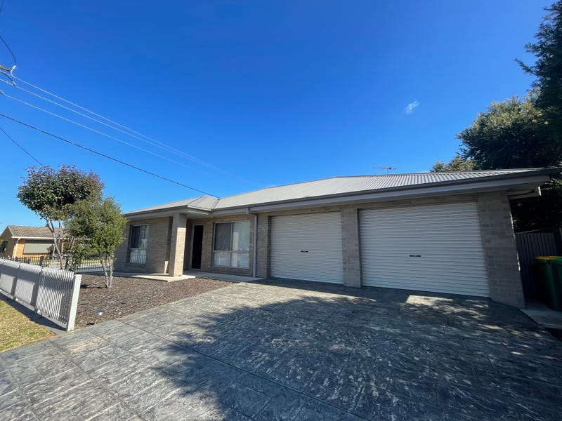 445 Prune Street, Lavington, NSW 2641 Property Details