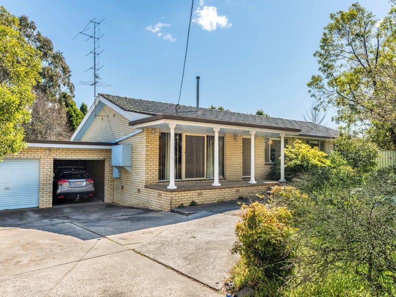 32 Old South Road, Bowral, NSW 2576 Property Details