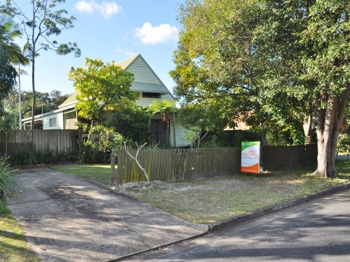 10 Avenue, Stuarts Point, NSW 2441