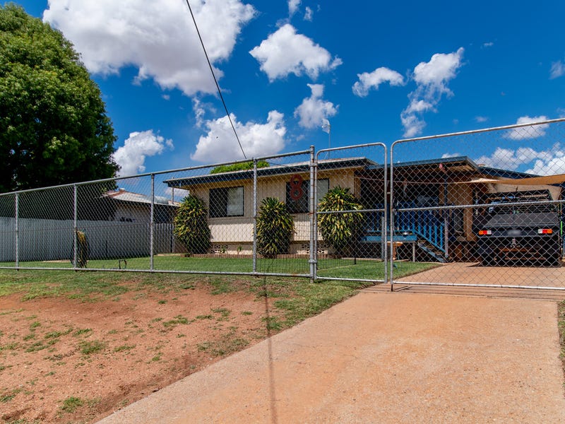 8 Abau Street, Soldiers Hill, QLD 4825