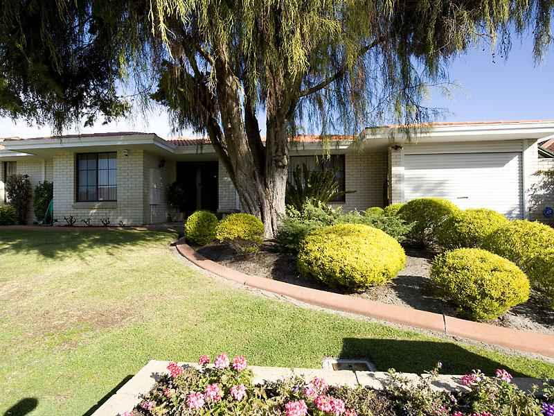 15 Cardwell Avenue, Noranda, WA 6062