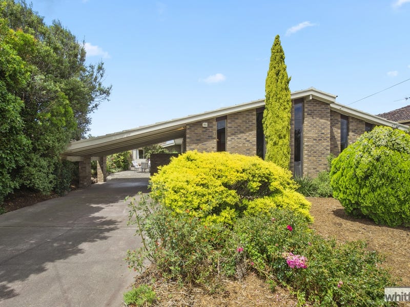 90 Tahara Street, Hamlyn Heights, VIC 3215