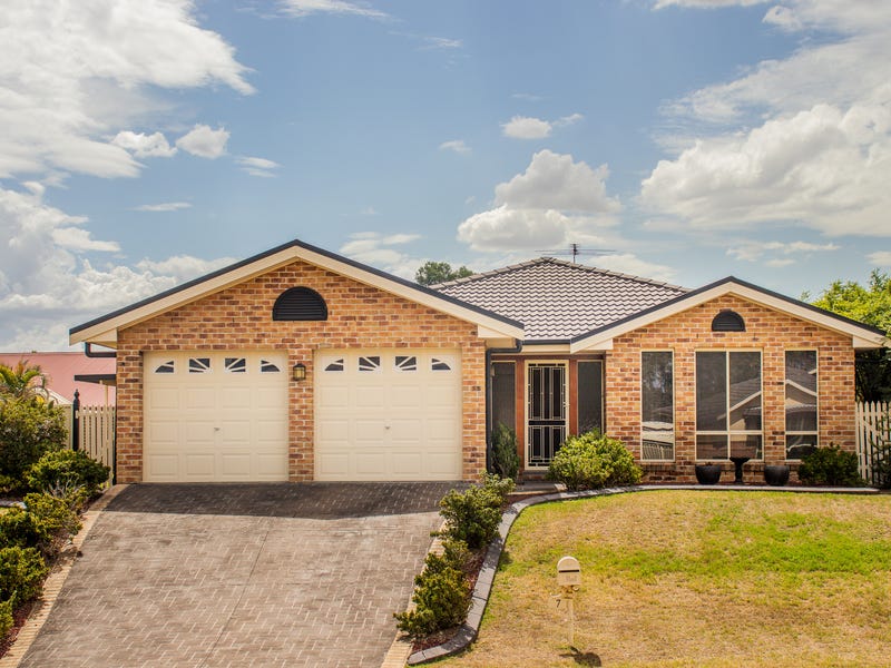 7 The Grove, Hunterview, NSW 2330