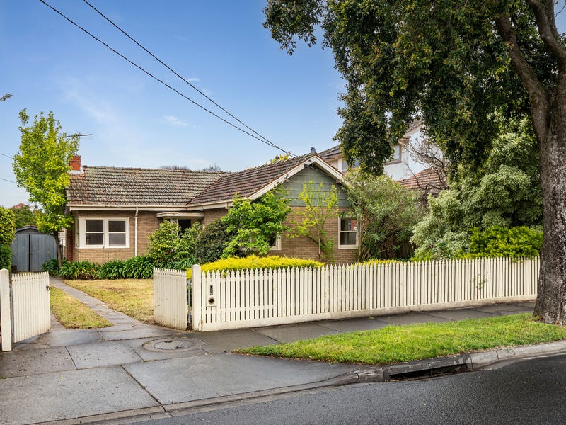 13 Swan Road, Murrumbeena, Vic 3163 Property Details