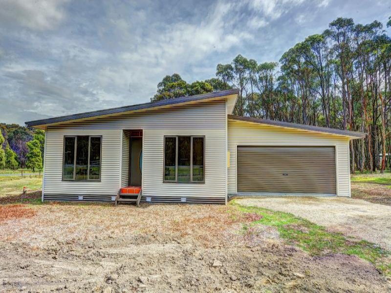 147 Grevillea Drive, Enfield, Vic 3352 Property Details