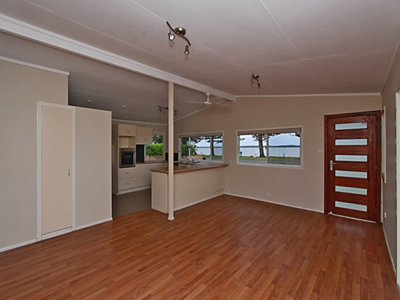 13 Centenary Drive, Hollywell, QLD 4216