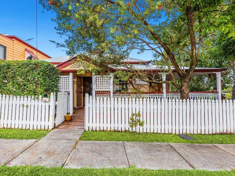 Houses for Sale in Annerley, QLD 4103