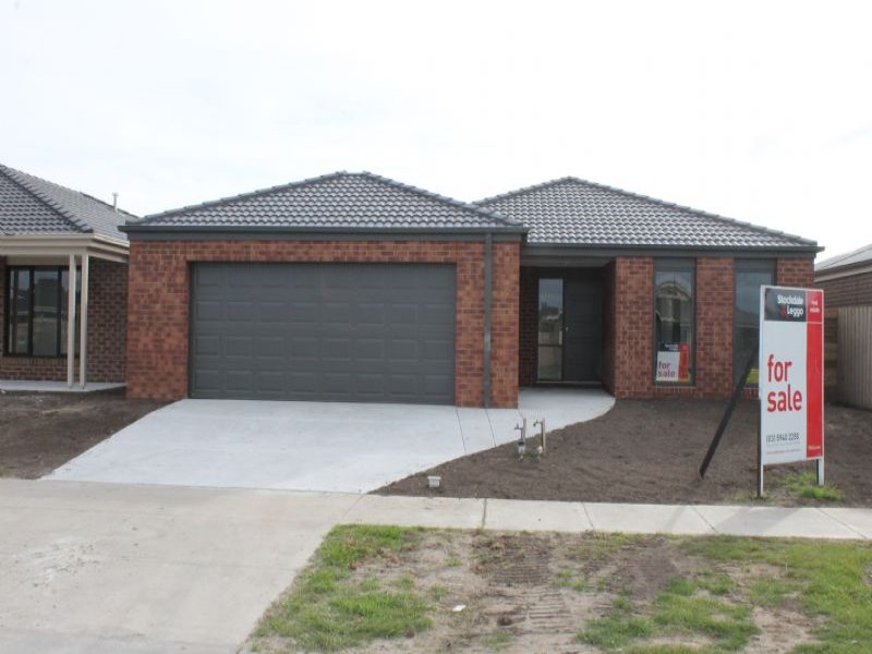 Lot 162 Goshawk Drive, Pakenham, Vic 3810 Property Details