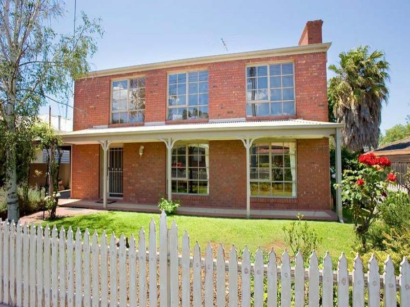 130 Cecil Street, Williamstown, Vic 3016 Property Details