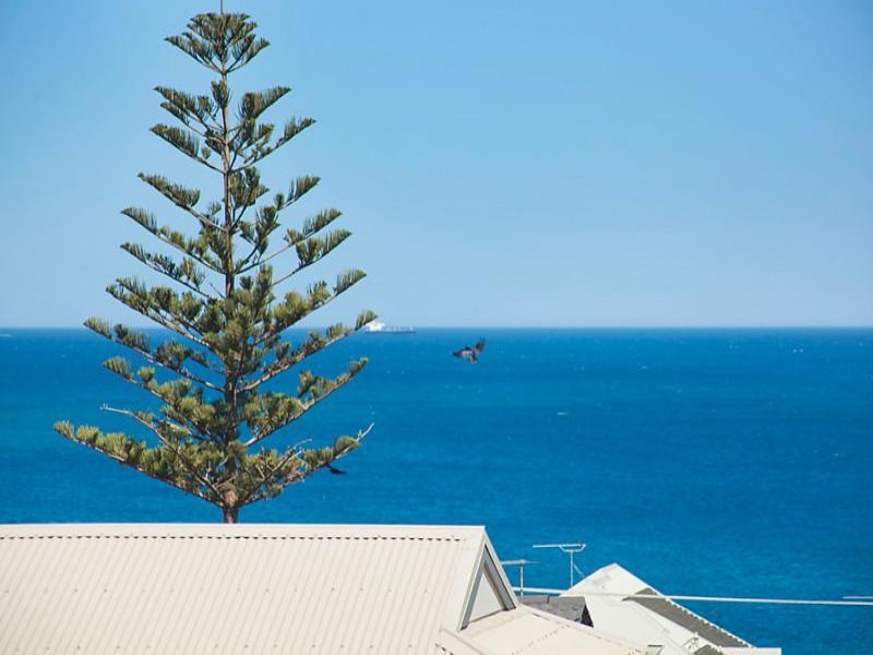 28 Bailey Street, Trigg, WA 6029 Property Details