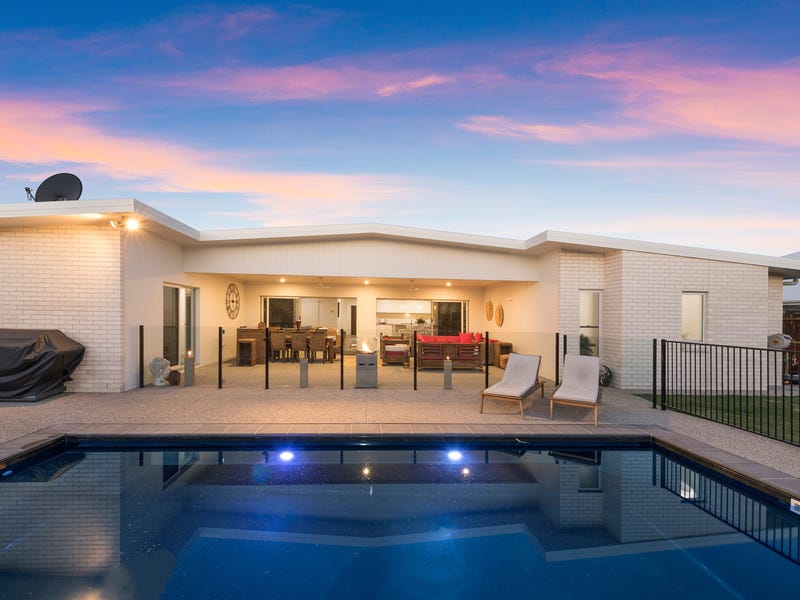 10 Deering Place, Innes Park, QLD 4670