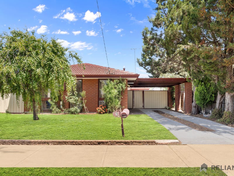 3 Risson Street 5 Risson Street, Melton South, VIC 3338 - realestate.com.au
