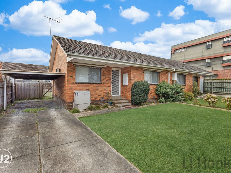 2/19 Railway Parade, Bayswater, VIC 3153