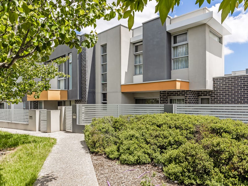 2 Waterford Circuit, Lightsview, SA 5085 Property Details