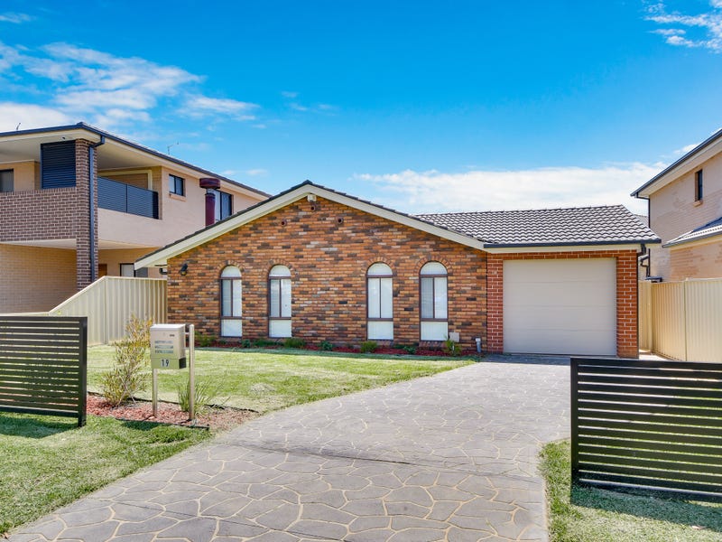 1719 Guernsey Avenue, Minto, NSW 2566