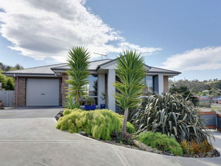 32 Dumbarton Drive, Geilston Bay, TAS 7015