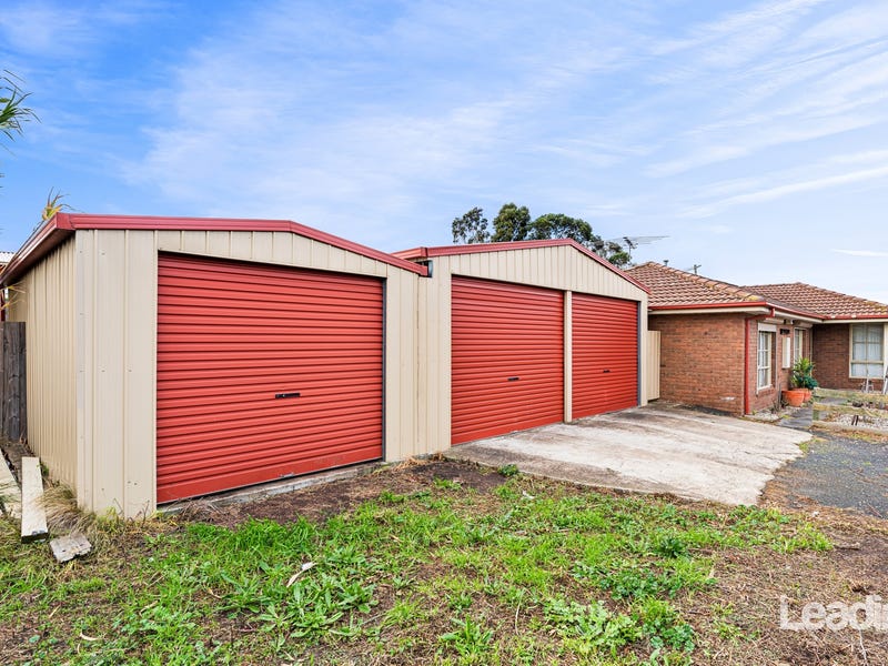 8 Glitter Road, Diggers Rest, VIC 3427