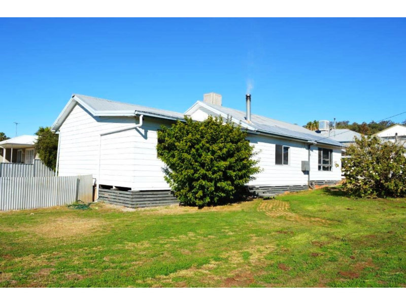 6 Goodwin Road, Gunnedah, NSW 2380 Property Details