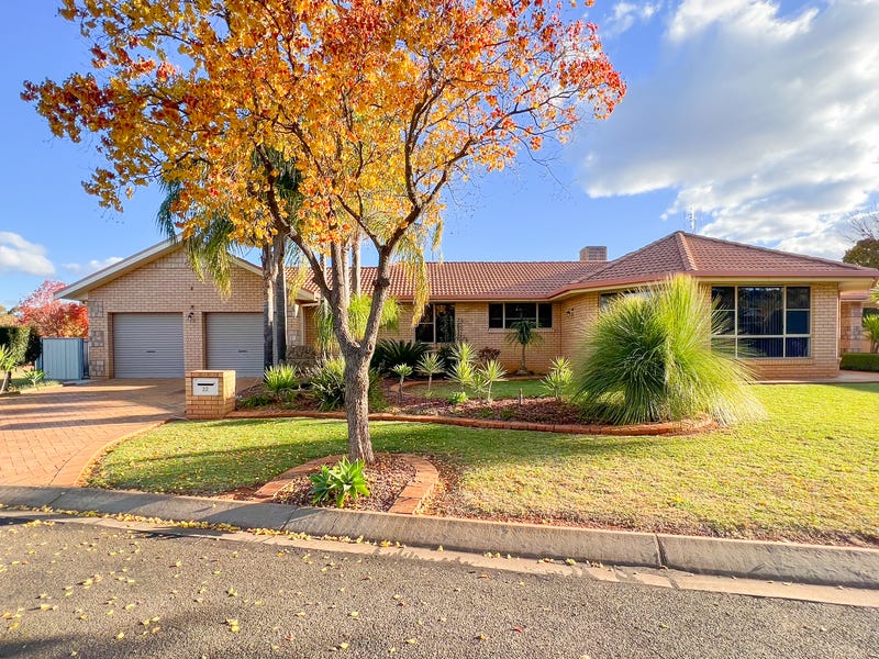 22 Noonan Street, Parkes, NSW 2870 House for Sale