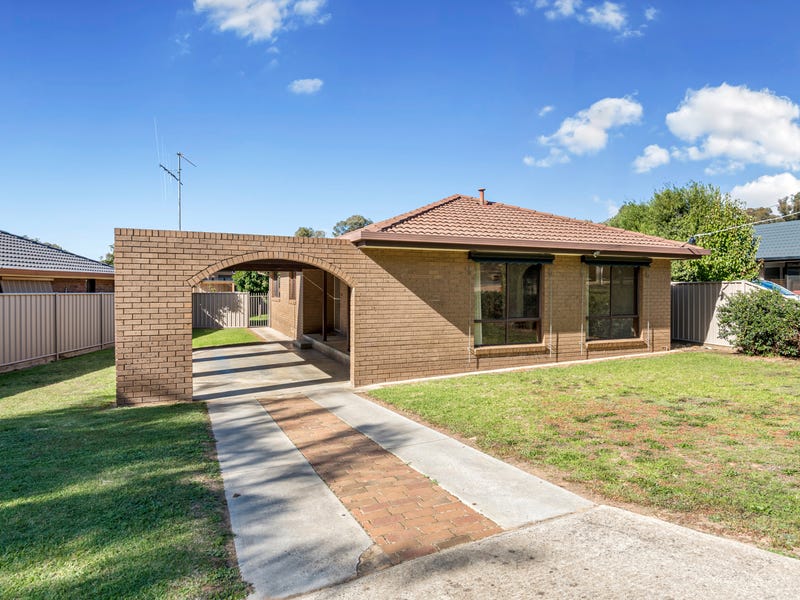 19 Burns Street, Spring Gully, VIC 3550