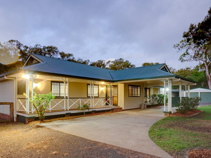 2 Barallen Street, Booral, QLD 4655