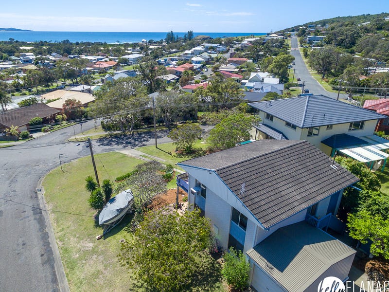 1 High Street, Crescent Head, NSW 2440 House for Sale