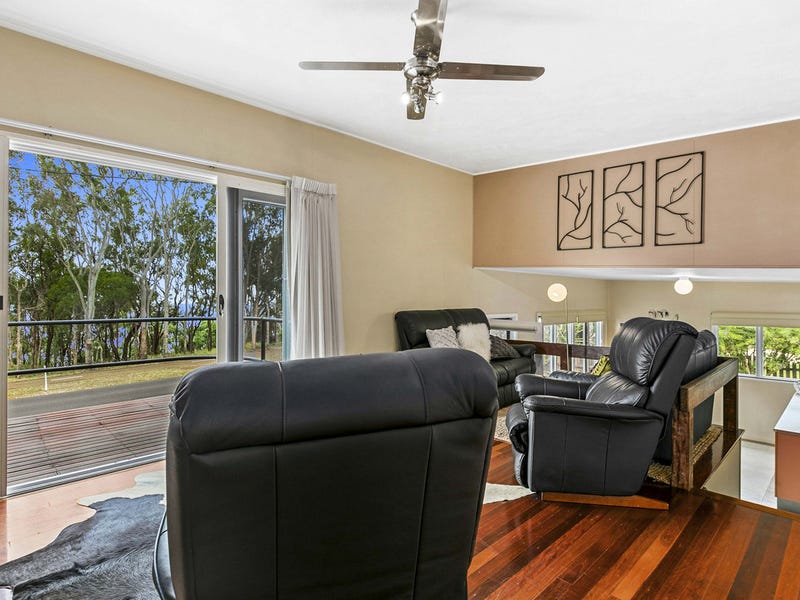 36 Esplanade, Point Vernon, QLD 4655