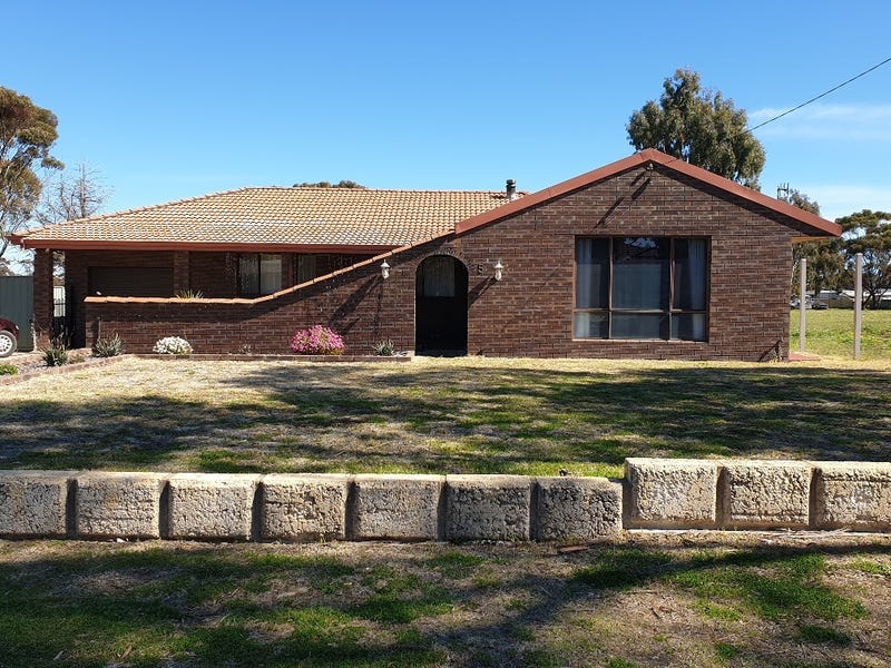 5 Casuarina Drive, Katanning, WA 6317