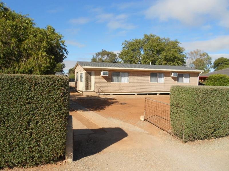 8 Oxford Street, Jamestown, SA 5491 Property Details