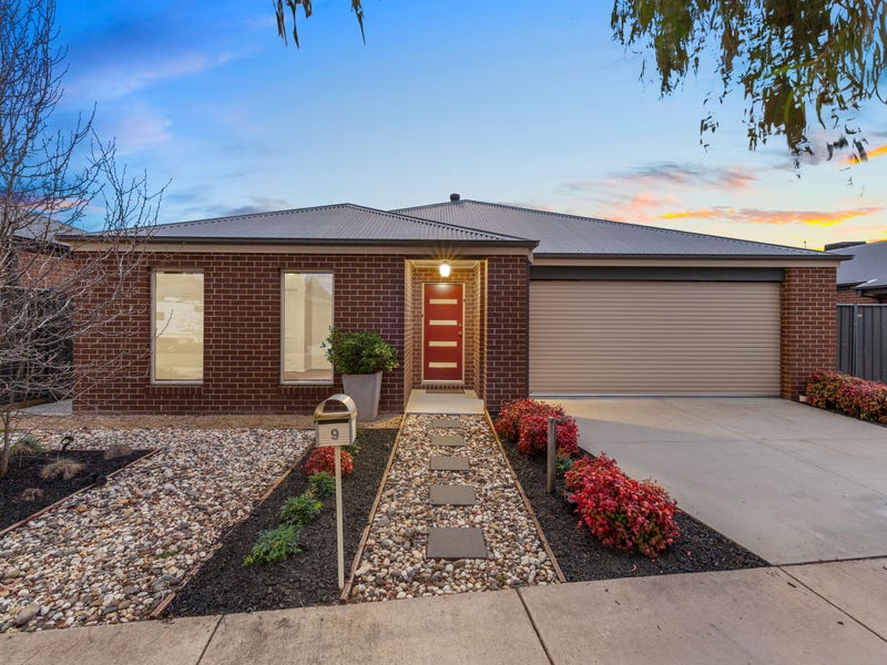 9 Erindale Way, Marong, Vic 3515 Property Details