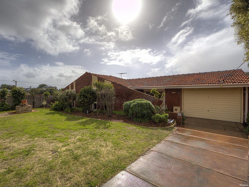 4 Barclay Avenue, Padbury, WA 6025 Property Details