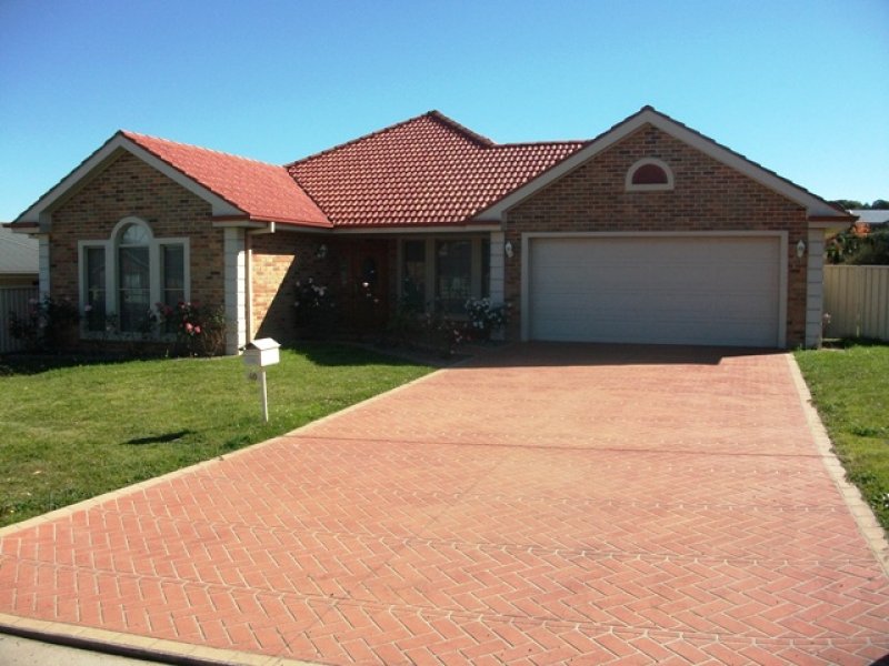 40 Roselawn Drive, Orange, NSW 2800 Property Details